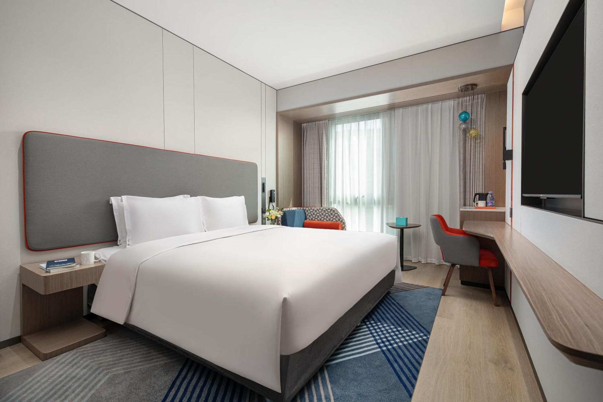 Holiday Inn Express Changfeng Park Shanghái Exterior foto