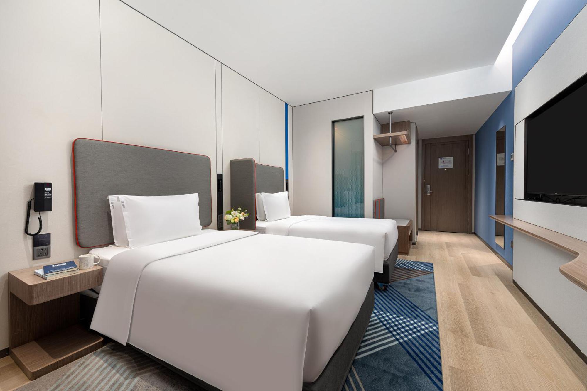 Holiday Inn Express Changfeng Park Shanghái Exterior foto