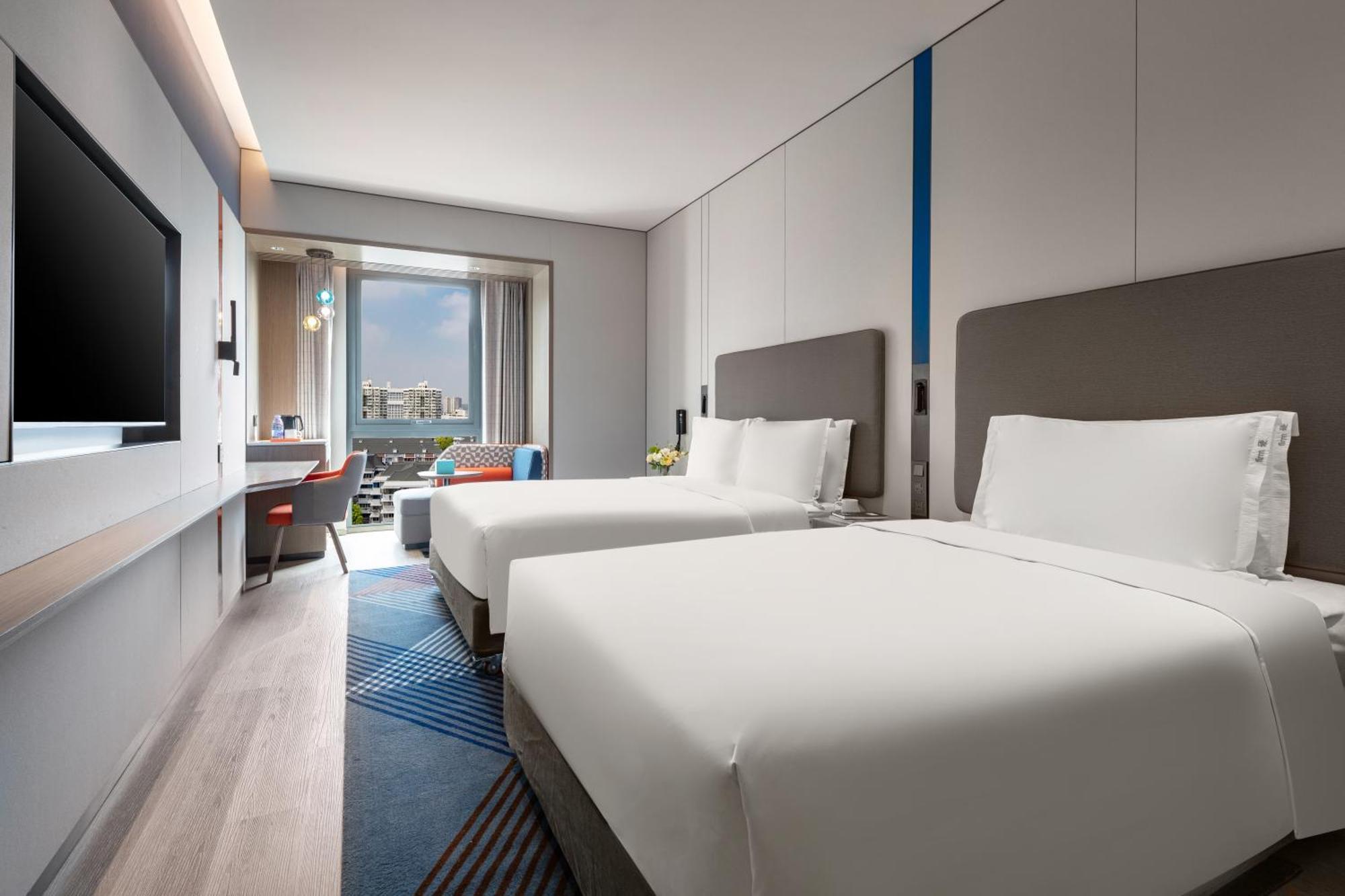 Holiday Inn Express Changfeng Park Shanghái Exterior foto